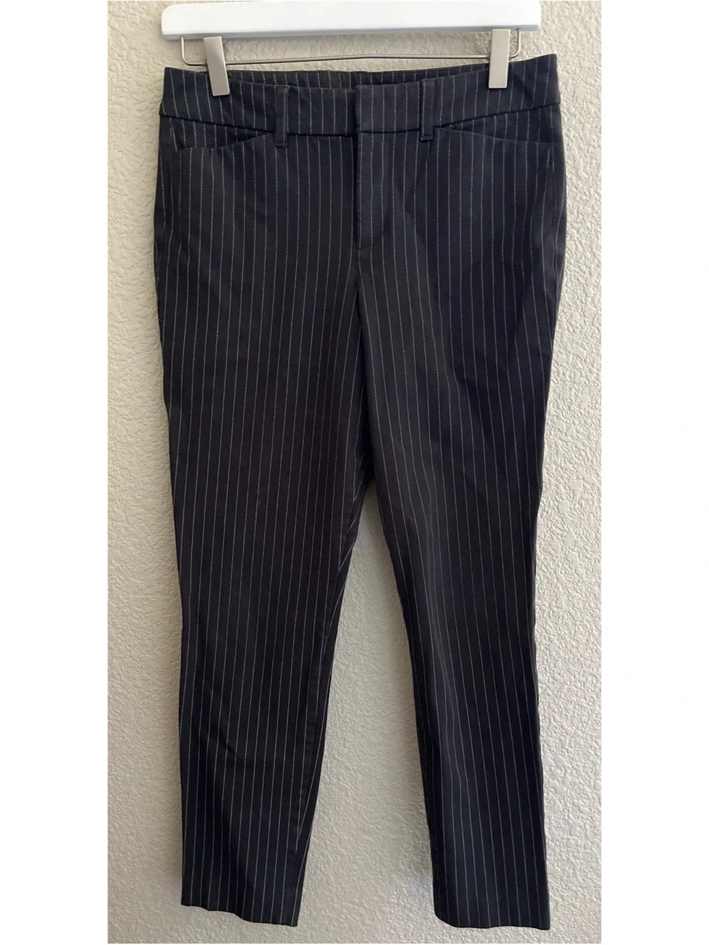 Old Navy Pinstripe Pixie Skinny High Rise Pants Women’s Size 4